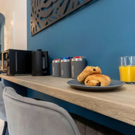 Cosy Town Centre Location 아파트