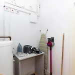 Cosy Town Centre Location Apartment *